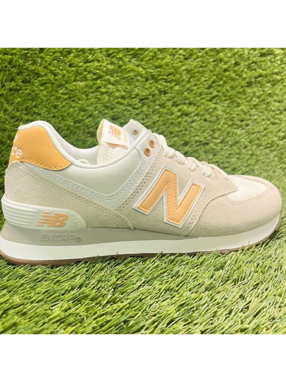 New Balance 574 Womens Size 7.5 Beige Orange Athletic Running Shoes Sneakers